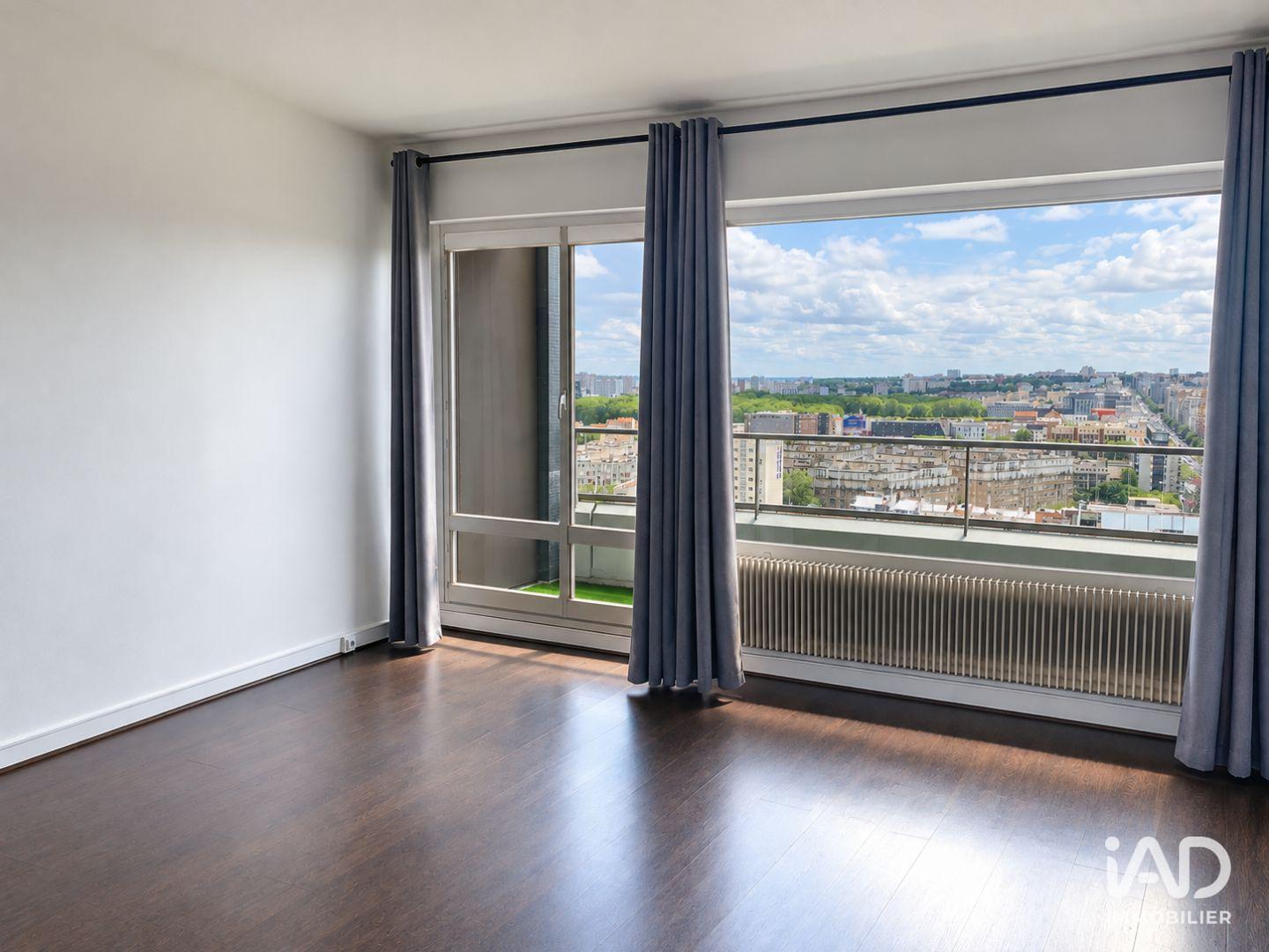 Flat Avenue Raspail in Gentilly