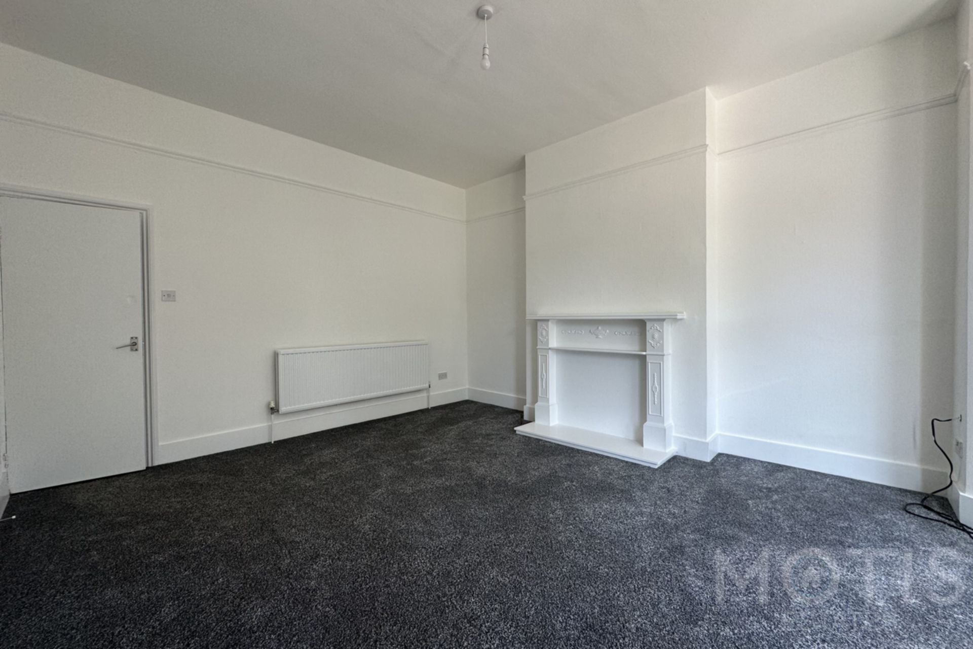 Flat Brockman Road in Folkestone and Hythe District