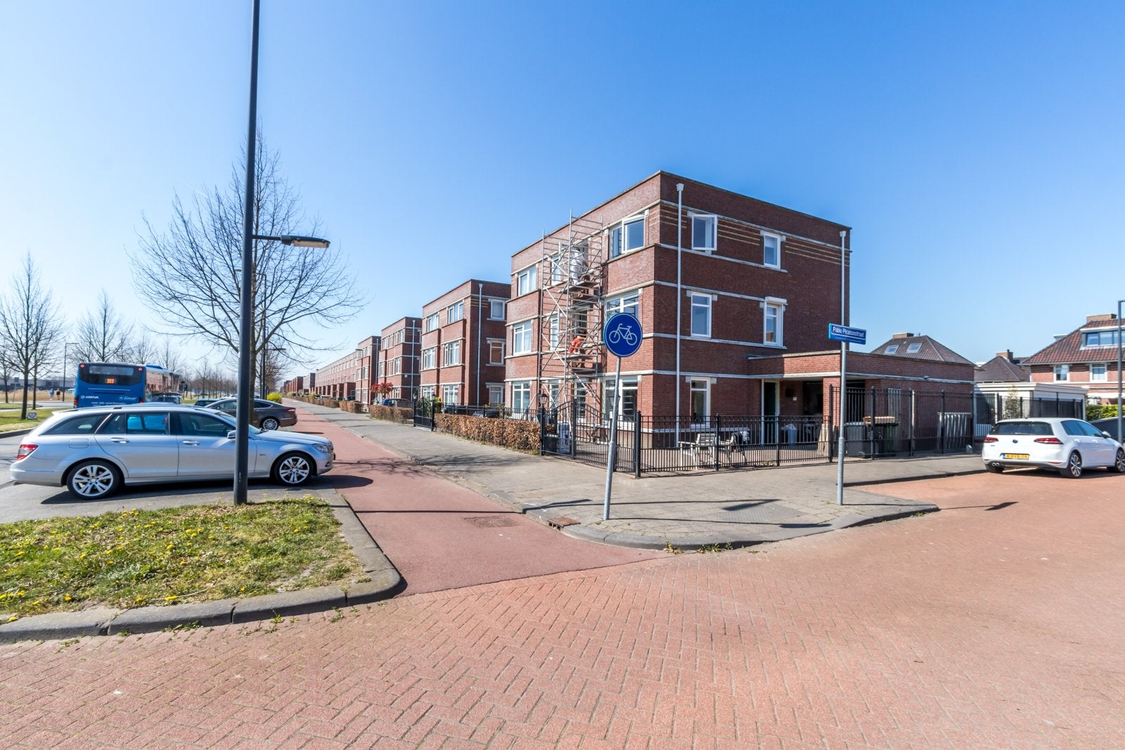 Huis Laan van Magisch Realisme 49 in Rotterdam