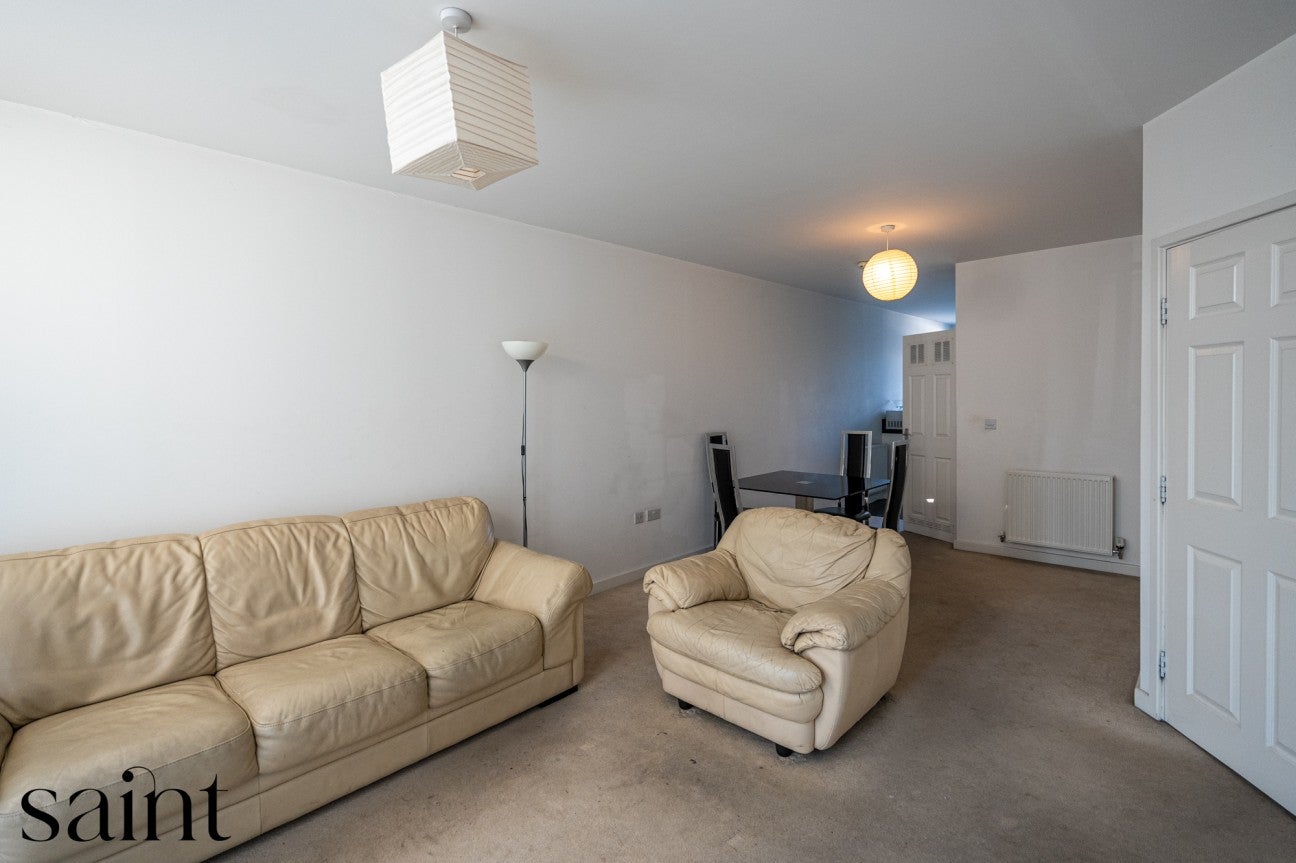 Flat Nazareth Court in Nottingham