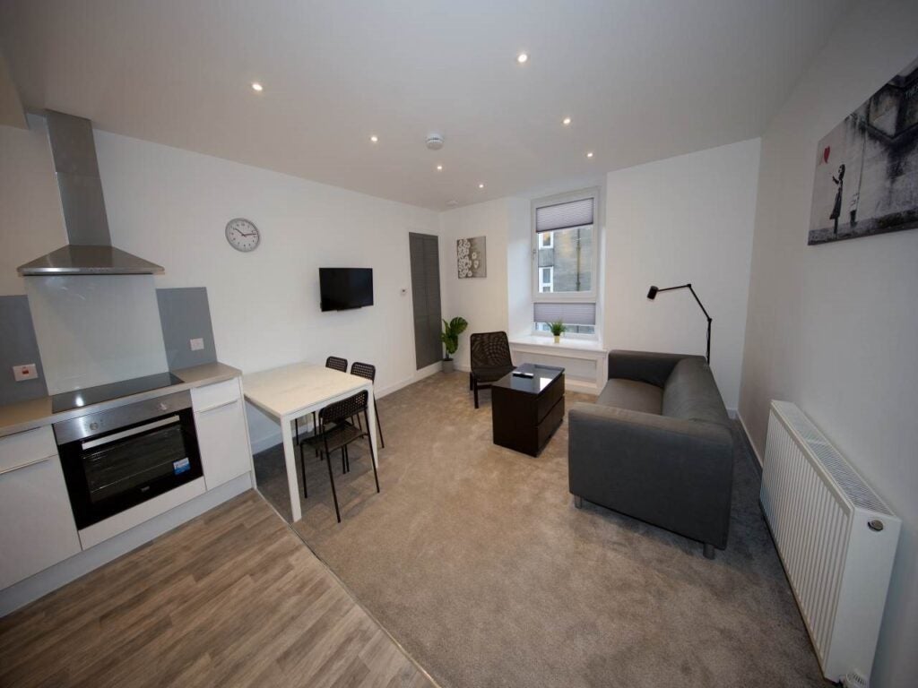 Flat Hilltown in Dundee