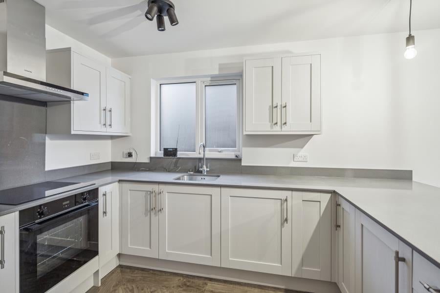 Flat Windermere Close in Three Rivers