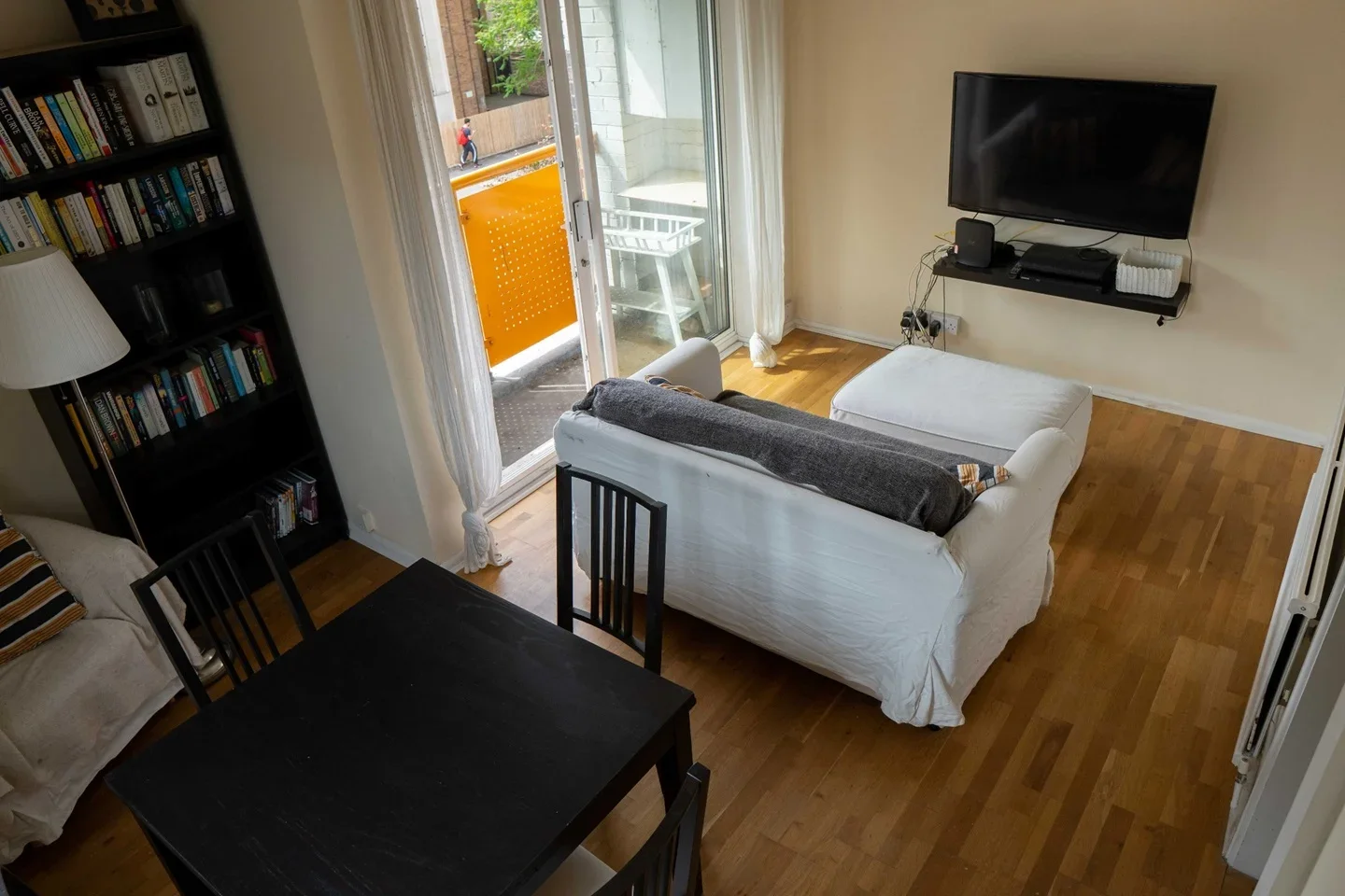 Room Southwark Park Road in Greater London