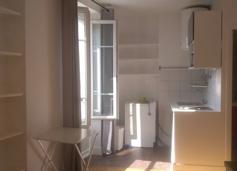 Appartement Rue de la Fontaine à Mulard à Paris