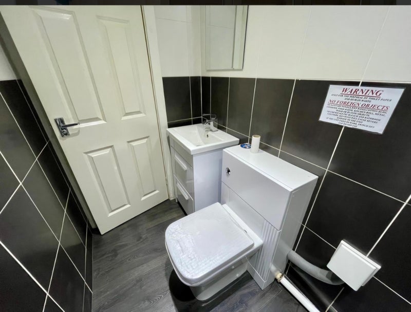Room Granby Street in Leeds