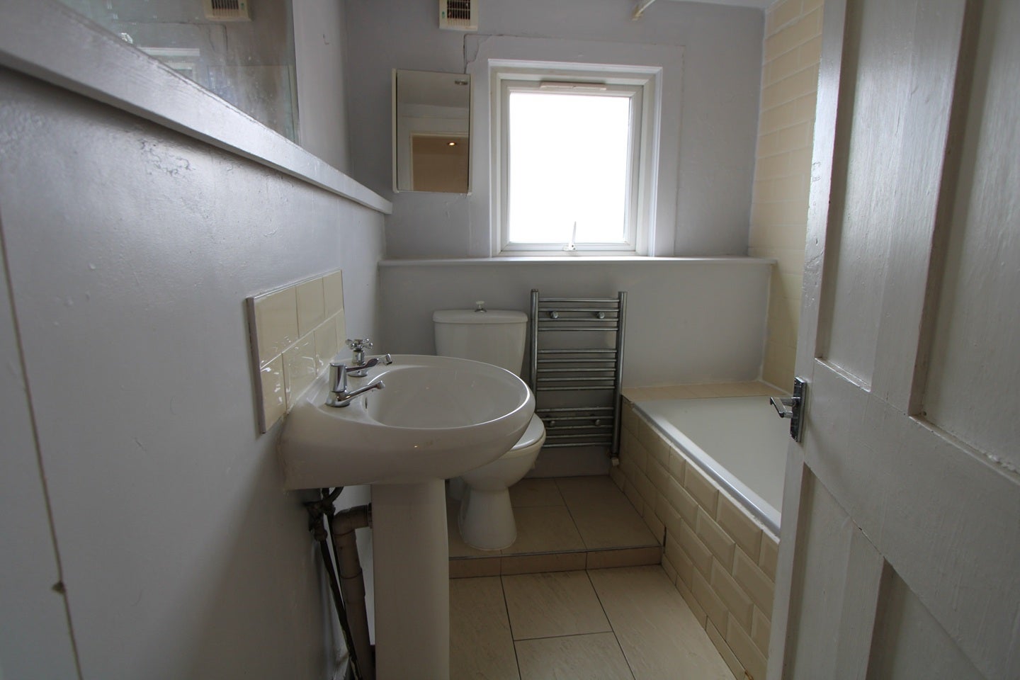 Flat Rye Lane in Greater London