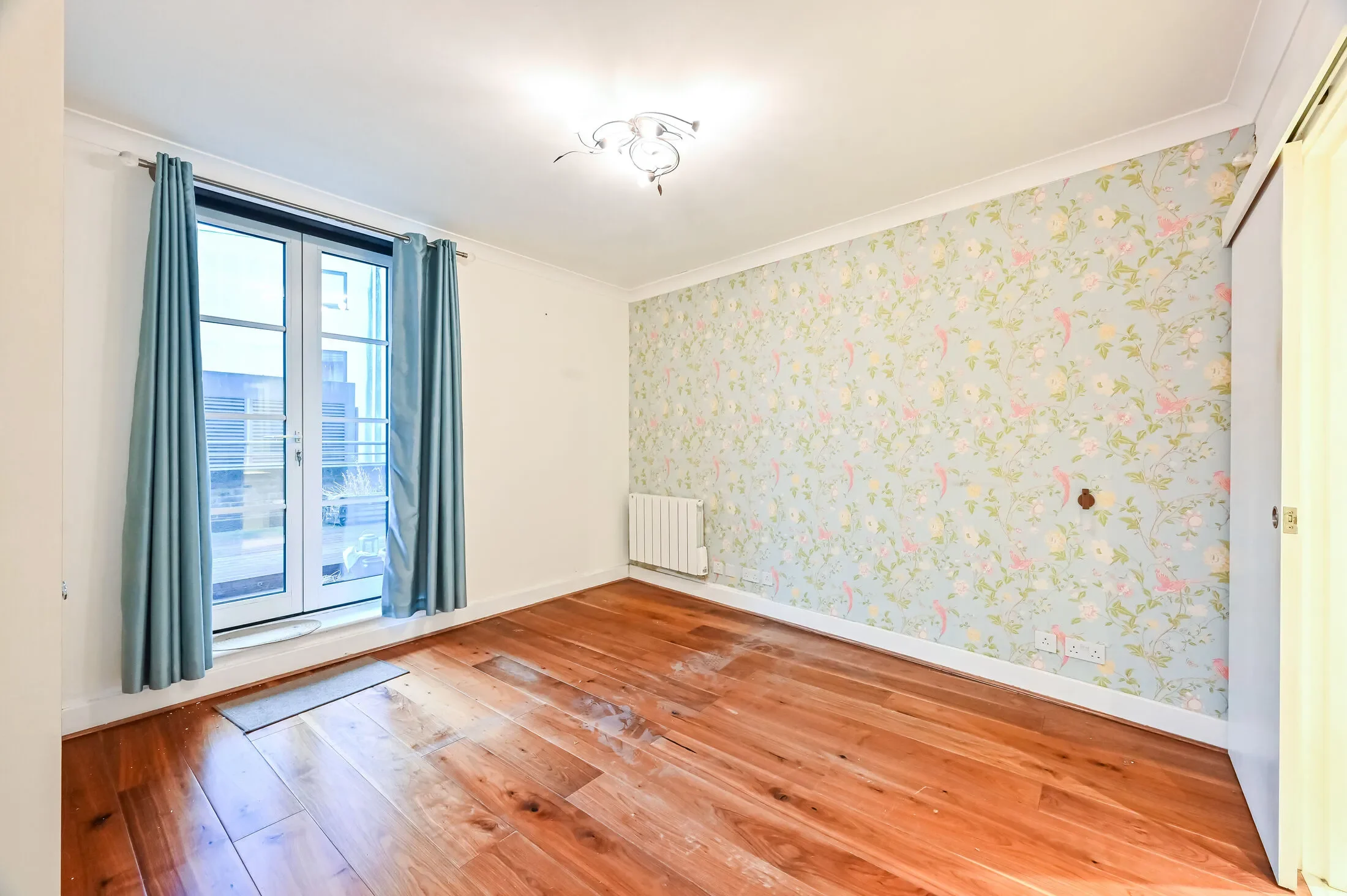 Flat Gaskin Street in Greater London