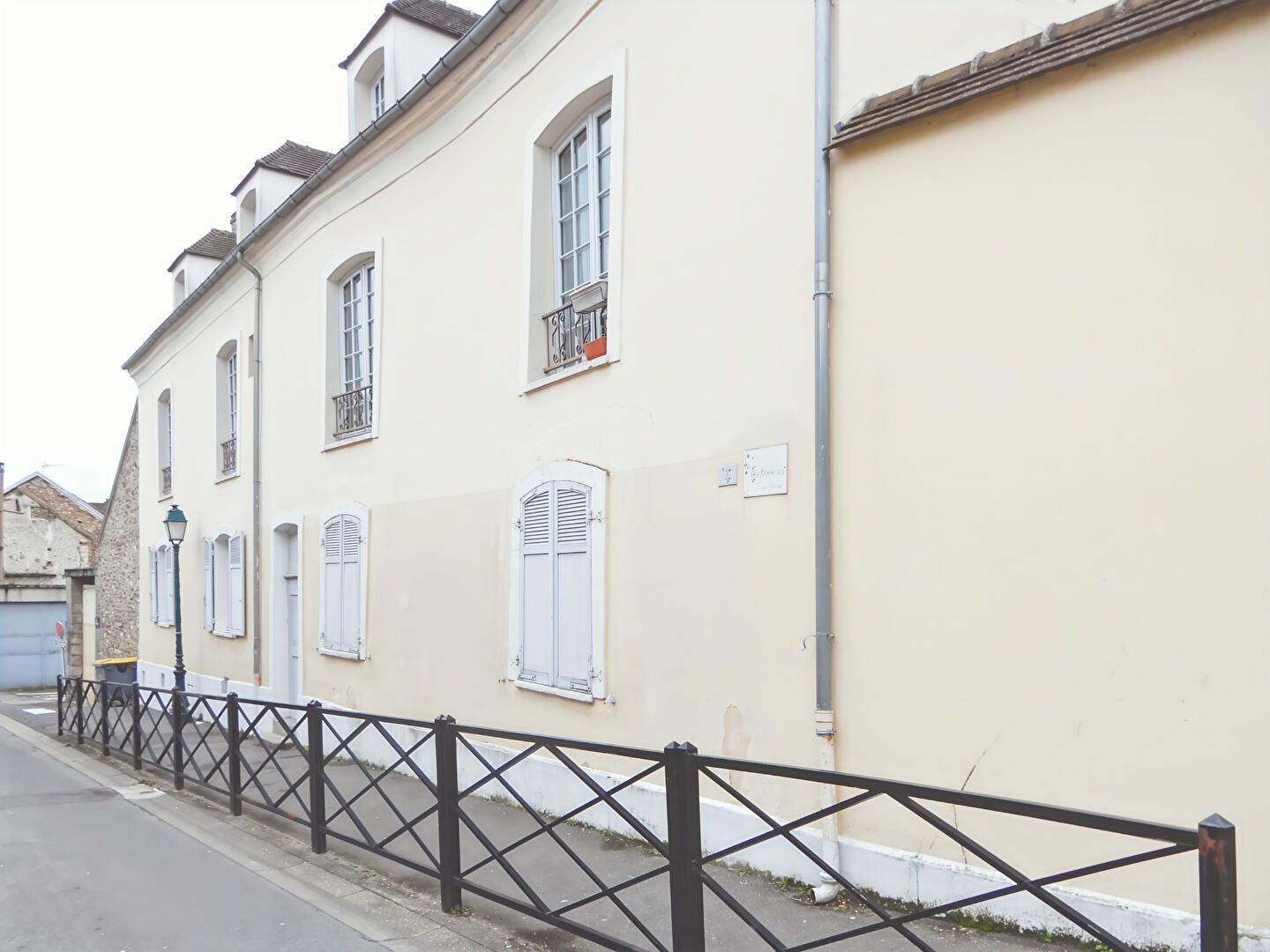 Flat Rue des Écoles in Mennecy