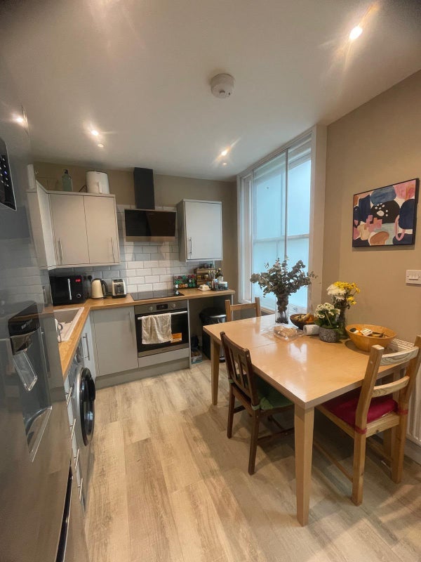 Room Hercules Street in Greater London