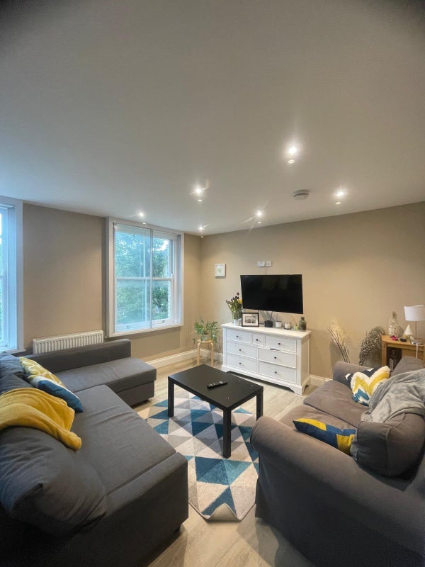 Room Hercules Street in Greater London