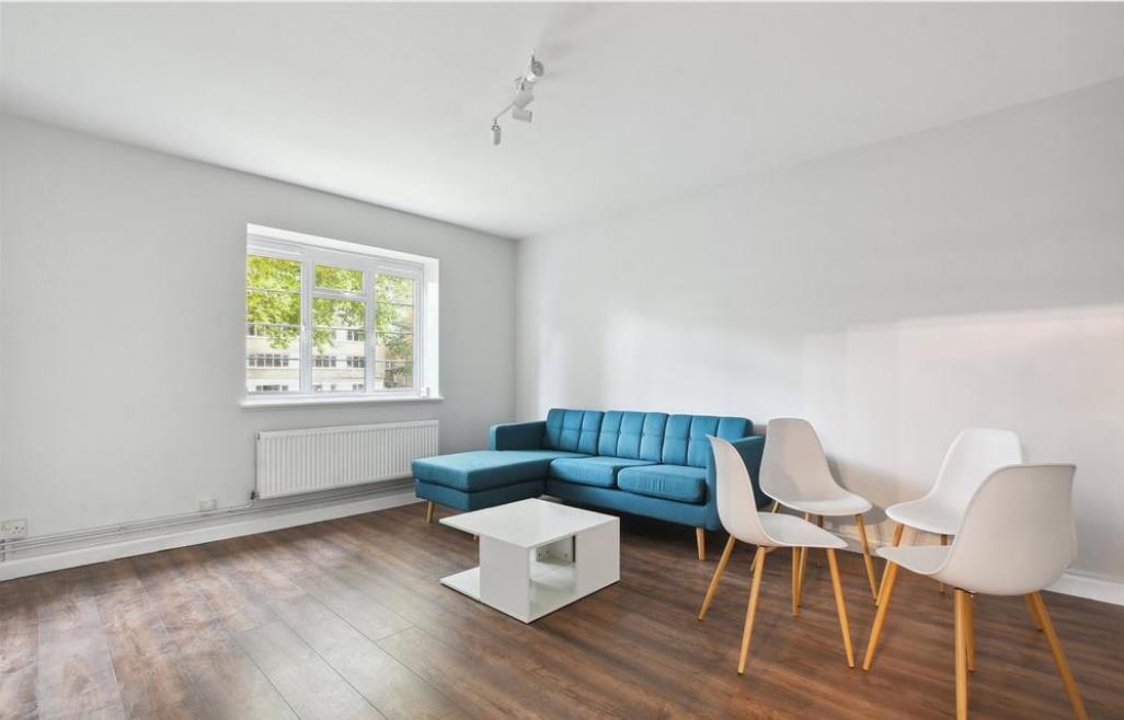 Flat North Bank in City of Westminster