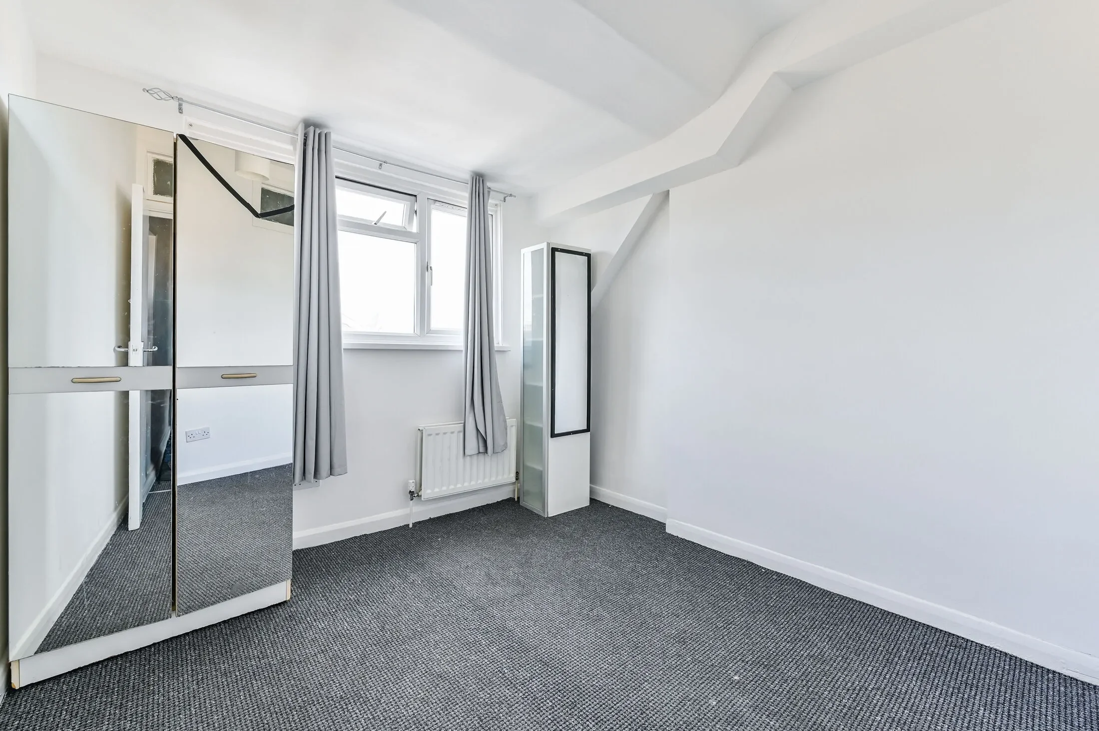 Flat St Mark's Rise in Greater London