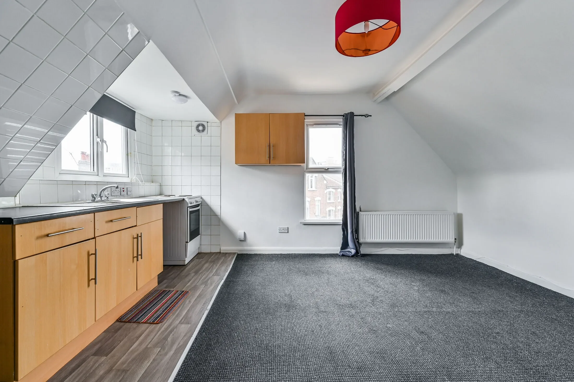 Flat St Mark's Rise in Greater London