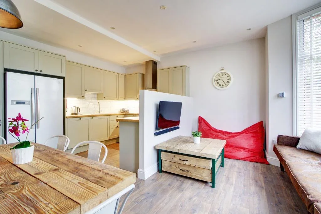 Flat Charleston House in Nottingham