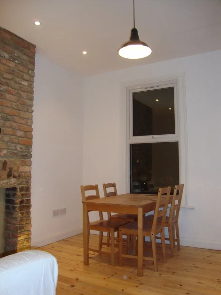 Flat Chatsworth Road in Greater London