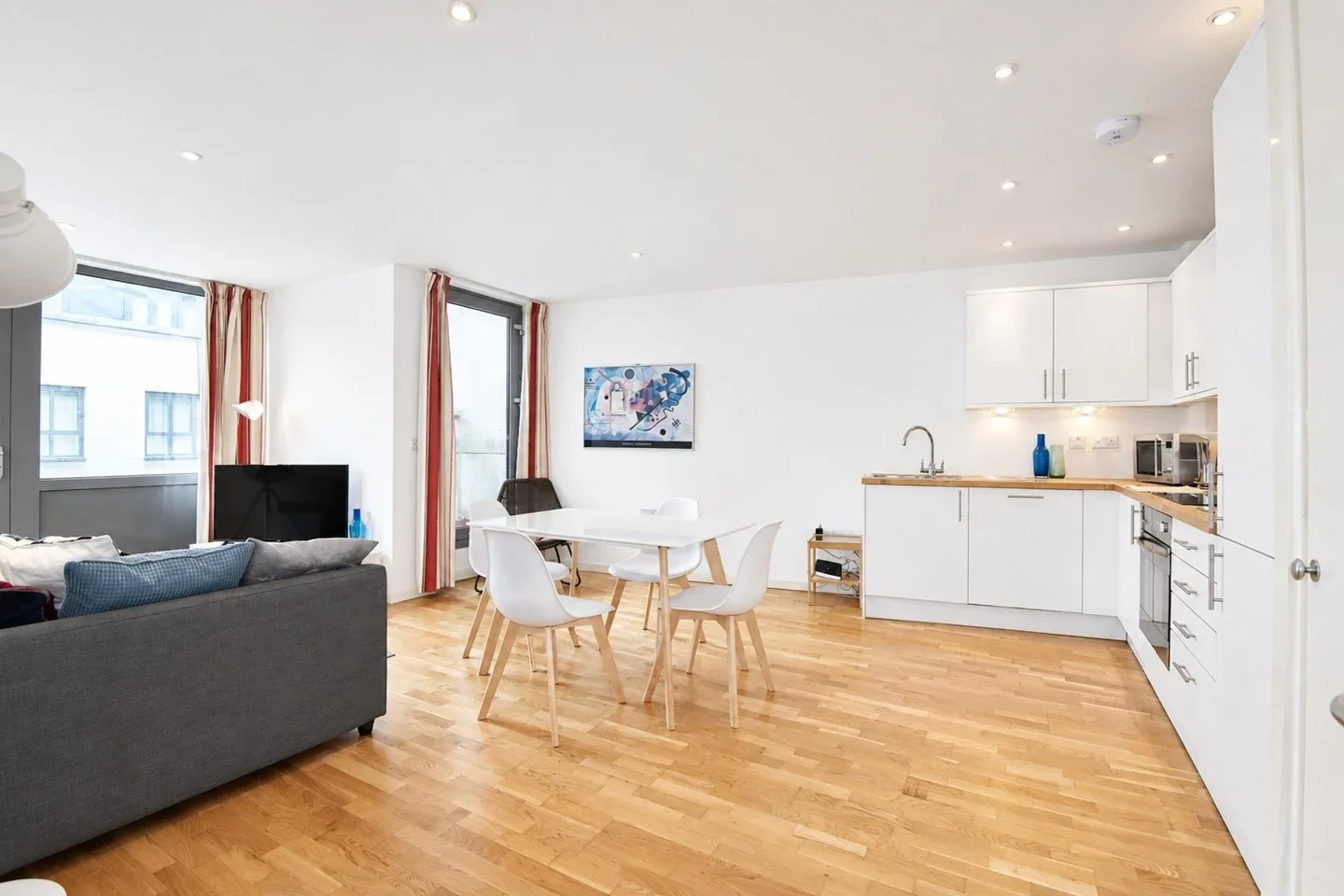 Flat Gifford Street in Greater London