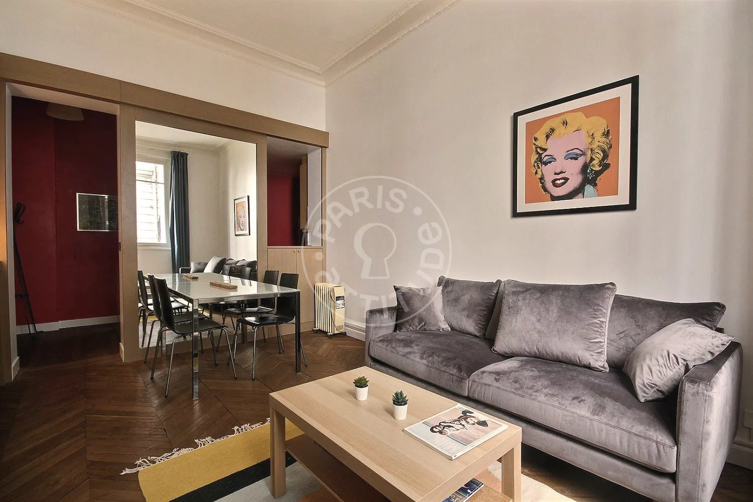Flat Boulevard de Beauséjour in Paris