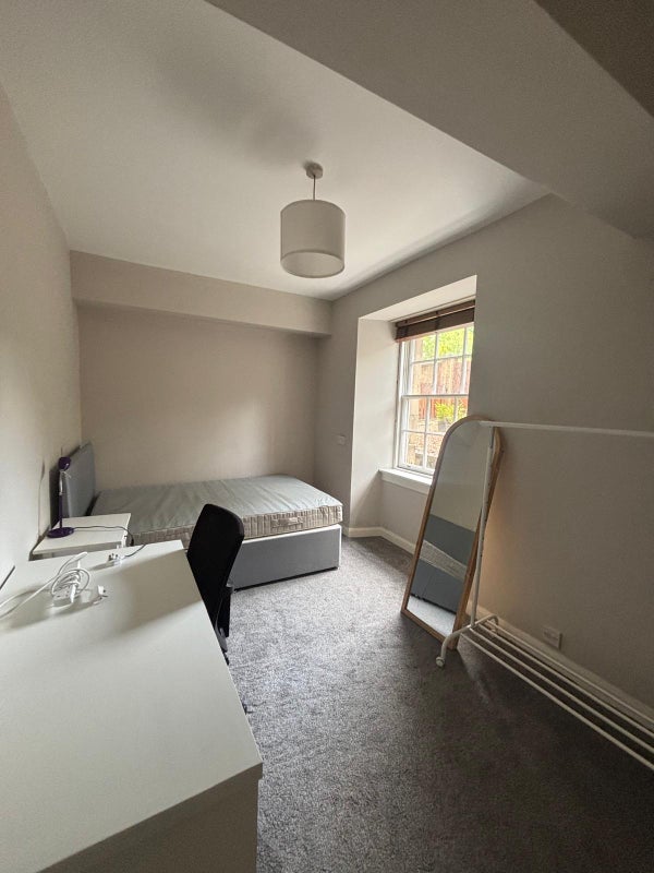 Room West Princes Street in Glasgow