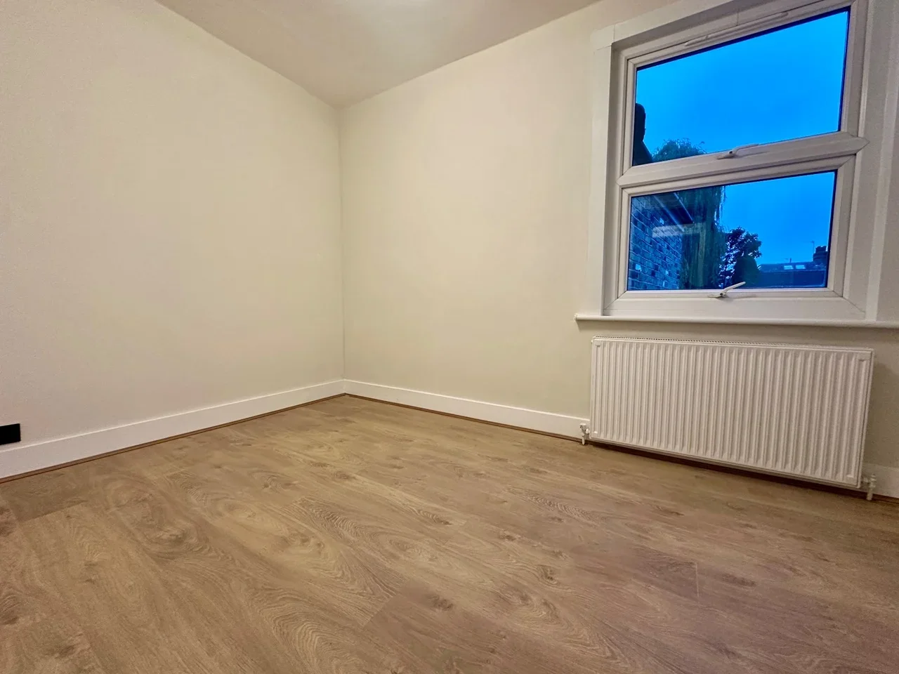 House Grove Road in Greater London