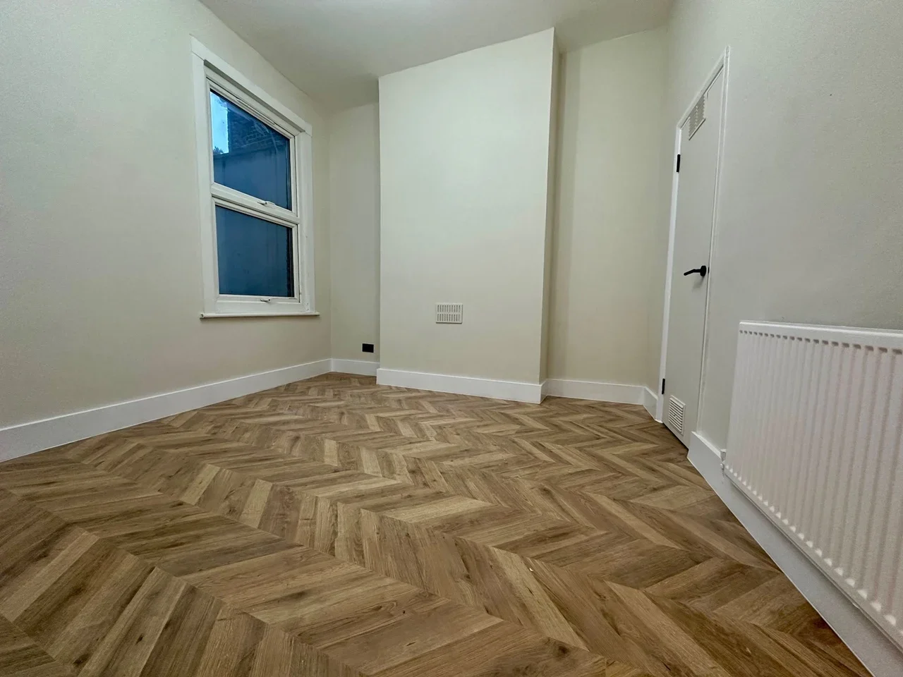 House Grove Road in Greater London