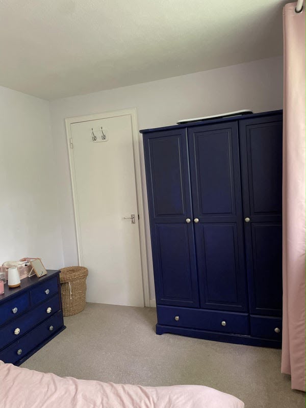 Room Cartwright Street in Greater London