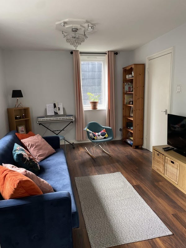 Room Cartwright Street in Greater London