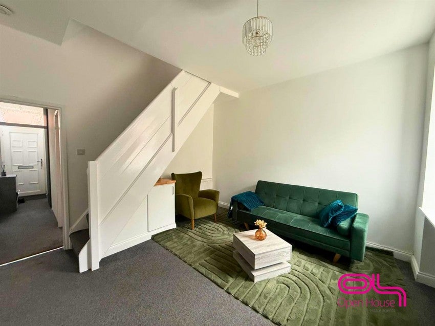Flat Back Moorfield Grove in Bolton