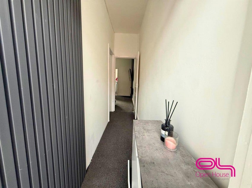 Flat Back Moorfield Grove in Bolton