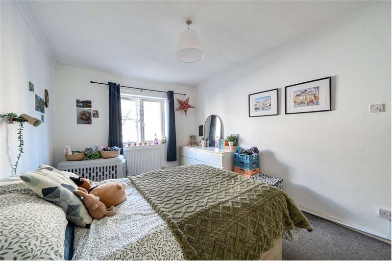 Room Pratt Street in Greater London