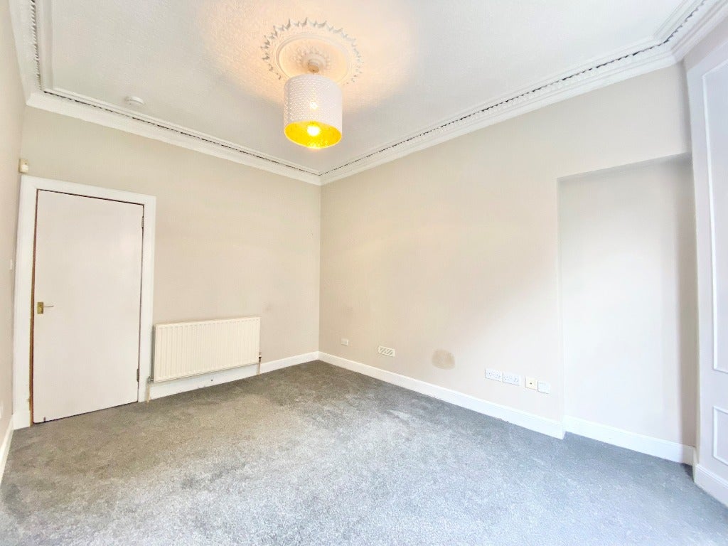 Flat Lawrie Street in Glasgow