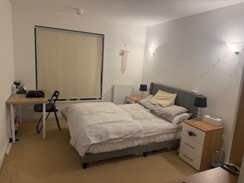 Room West Parkside in Greater London