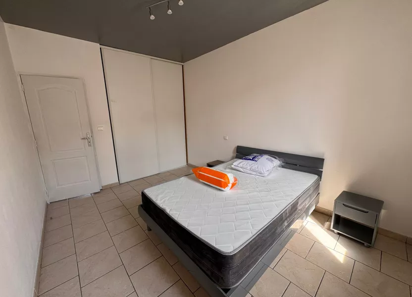 Appartement Chemin de Montagnac à Meyrannes