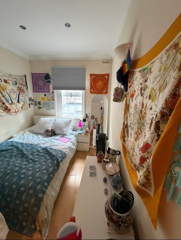 Room Morning Lane in Greater London