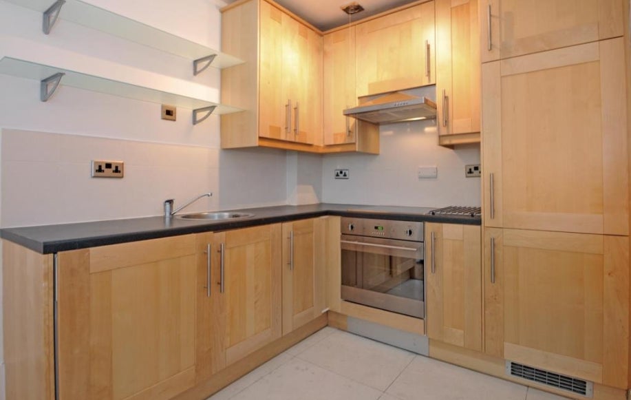 Flat Hereford Road in London