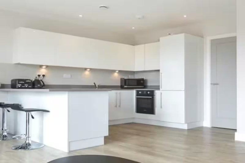 Room St Ives Place in Greater London