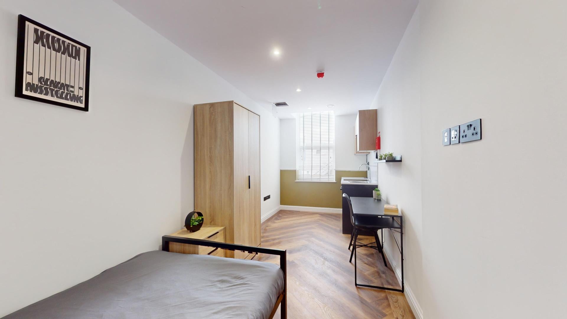 Flat Thurloe Street in Manchester