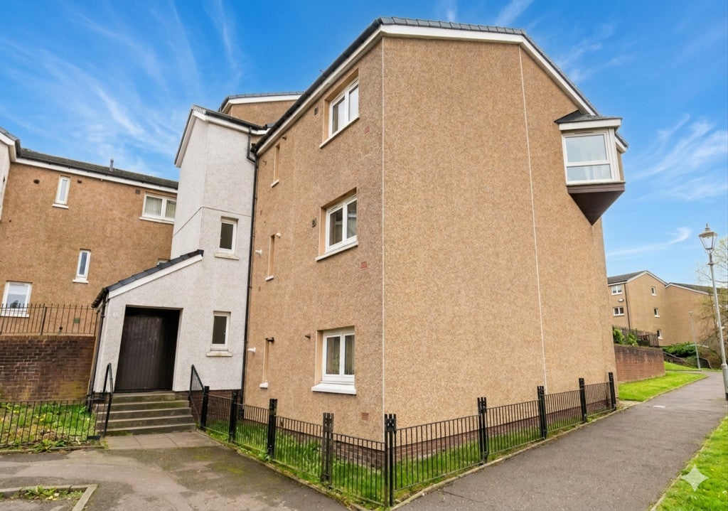 Flat Dunchattan Street in Glasgow