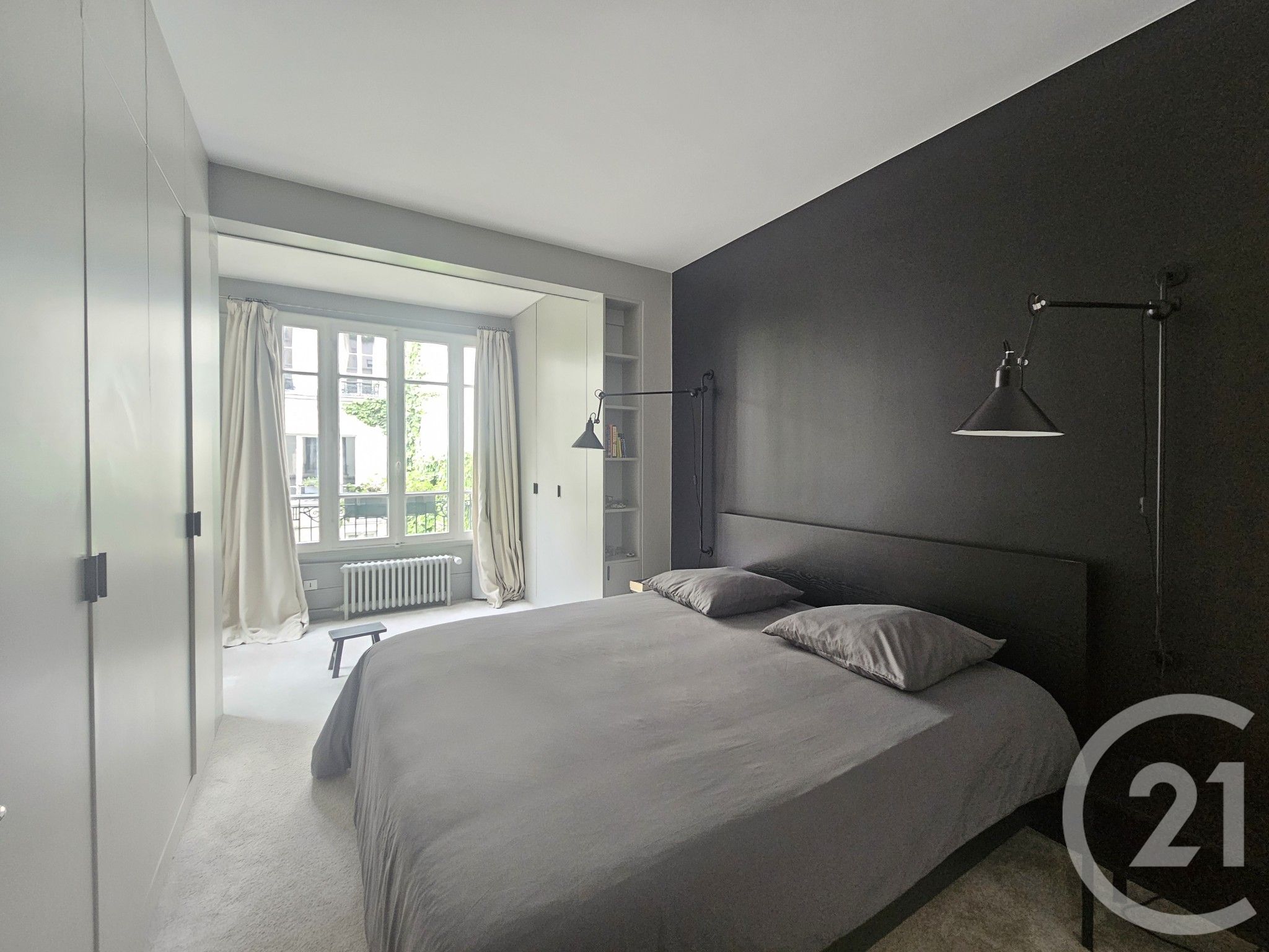 Flat Rue Cortambert in Paris