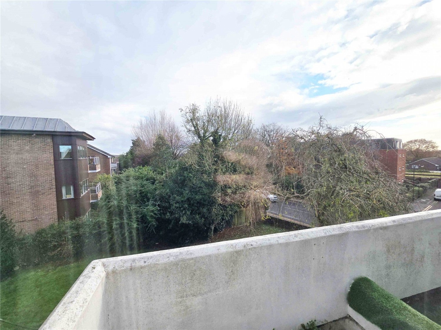 Flat Rusper Close in Greater London