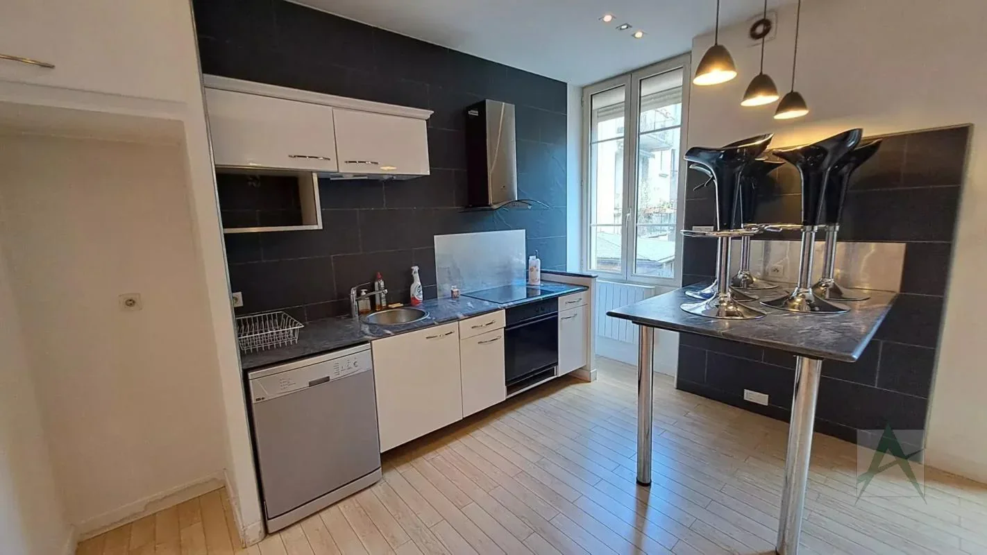 Appartement Rue Guillaume Fichet à Chambéry
