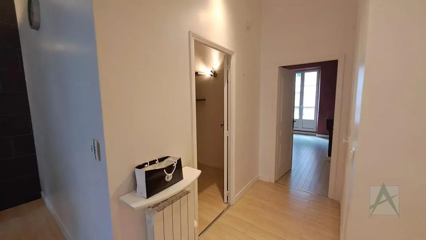 Appartement Rue Guillaume Fichet à Chambéry