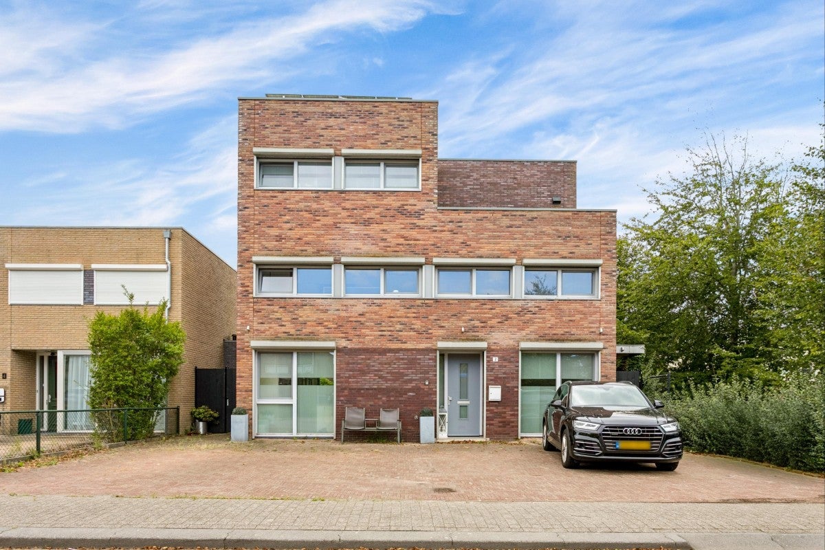 Vrijstaande woning te koop: Professor Cumulusstraat 2, Almere