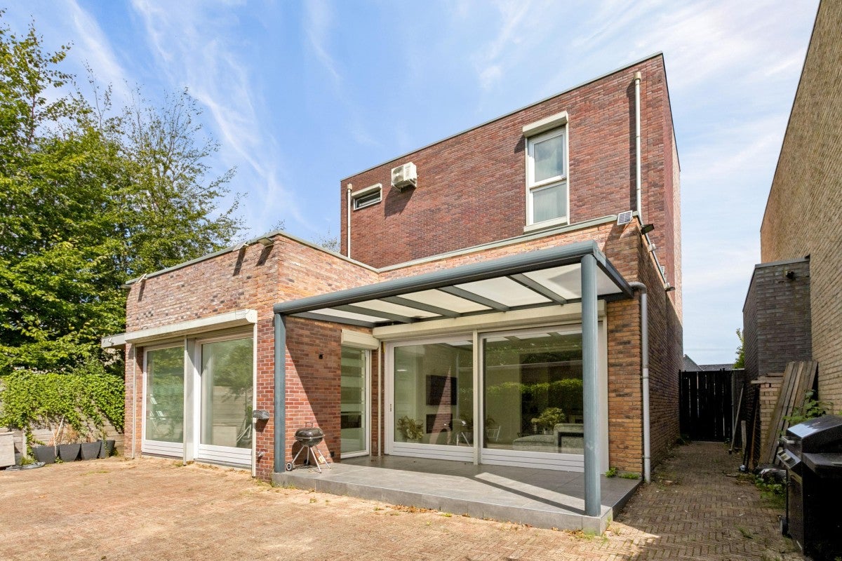 Vrijstaande woning te koop: Professor Cumulusstraat 2, Almere