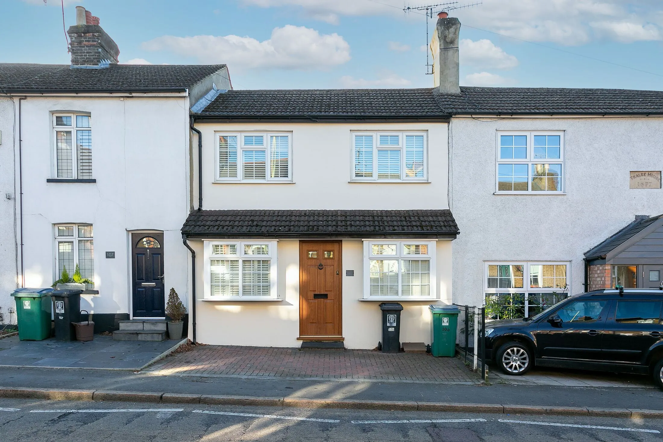 House Pinner Road in Watford