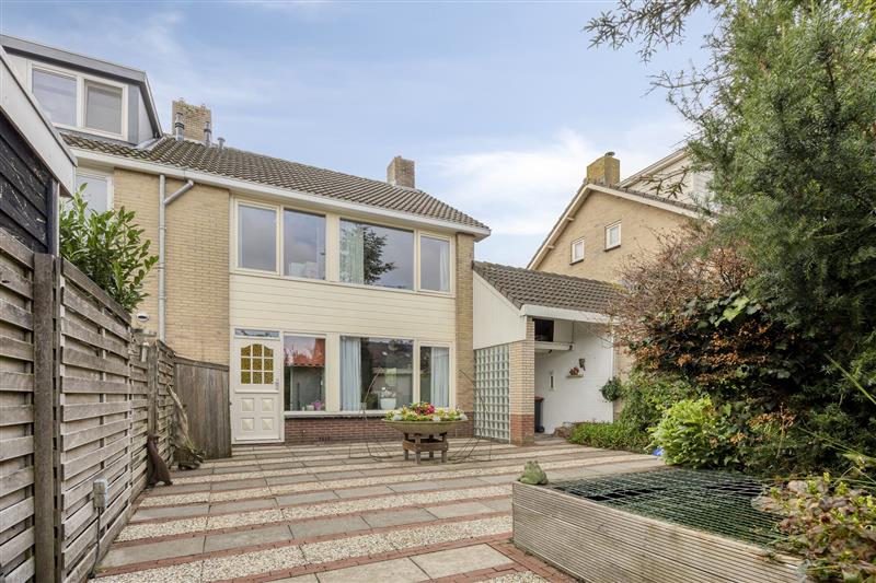 Tussenwoning te koop: Spreeuwenstraat 27, Ilpendam