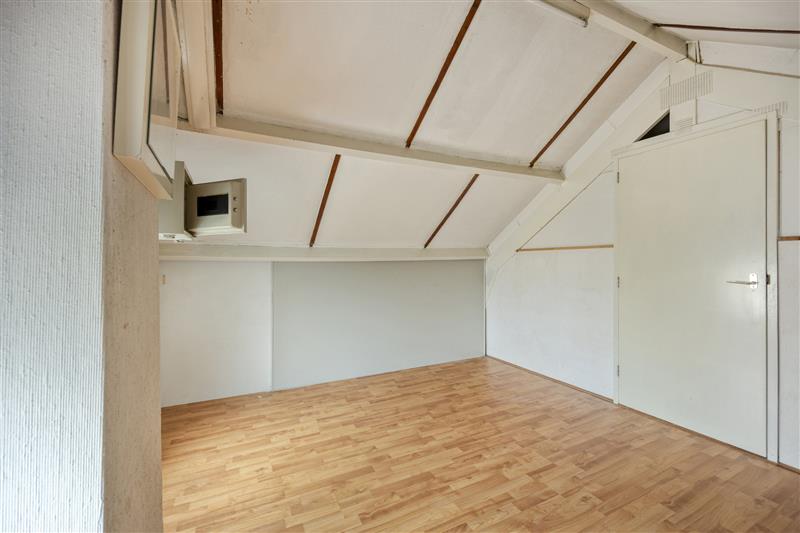 Tussenwoning te koop: Spreeuwenstraat 27, Ilpendam