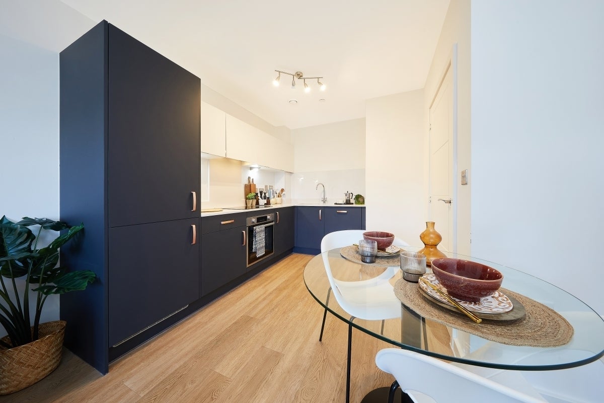 Flat Falkers Court in Waverley