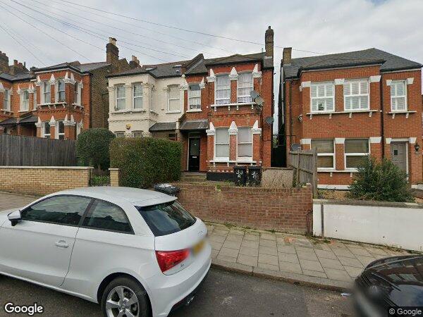 Flat Wolfington Road in Greater London