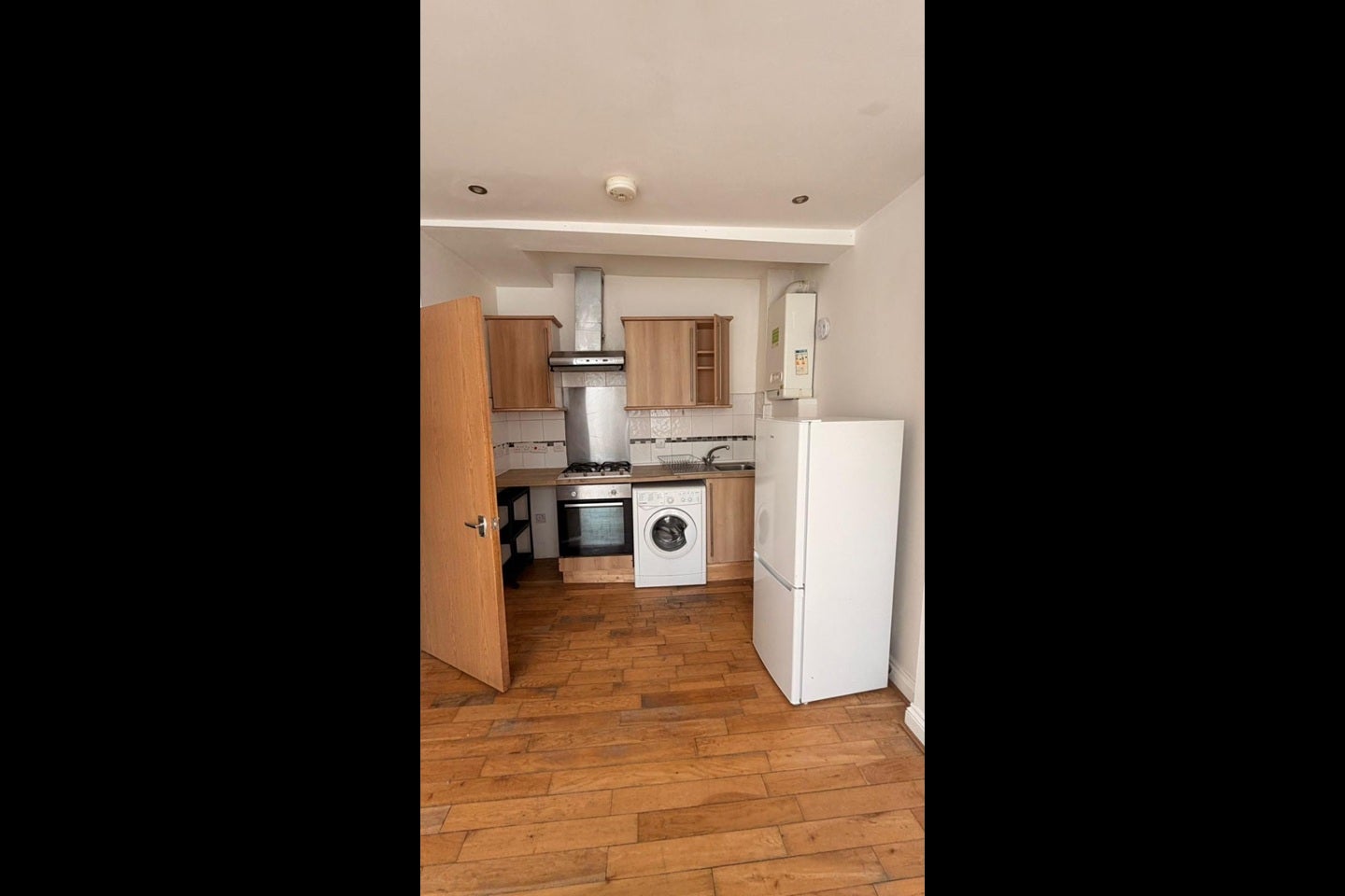 Flat Wolfington Road in Greater London