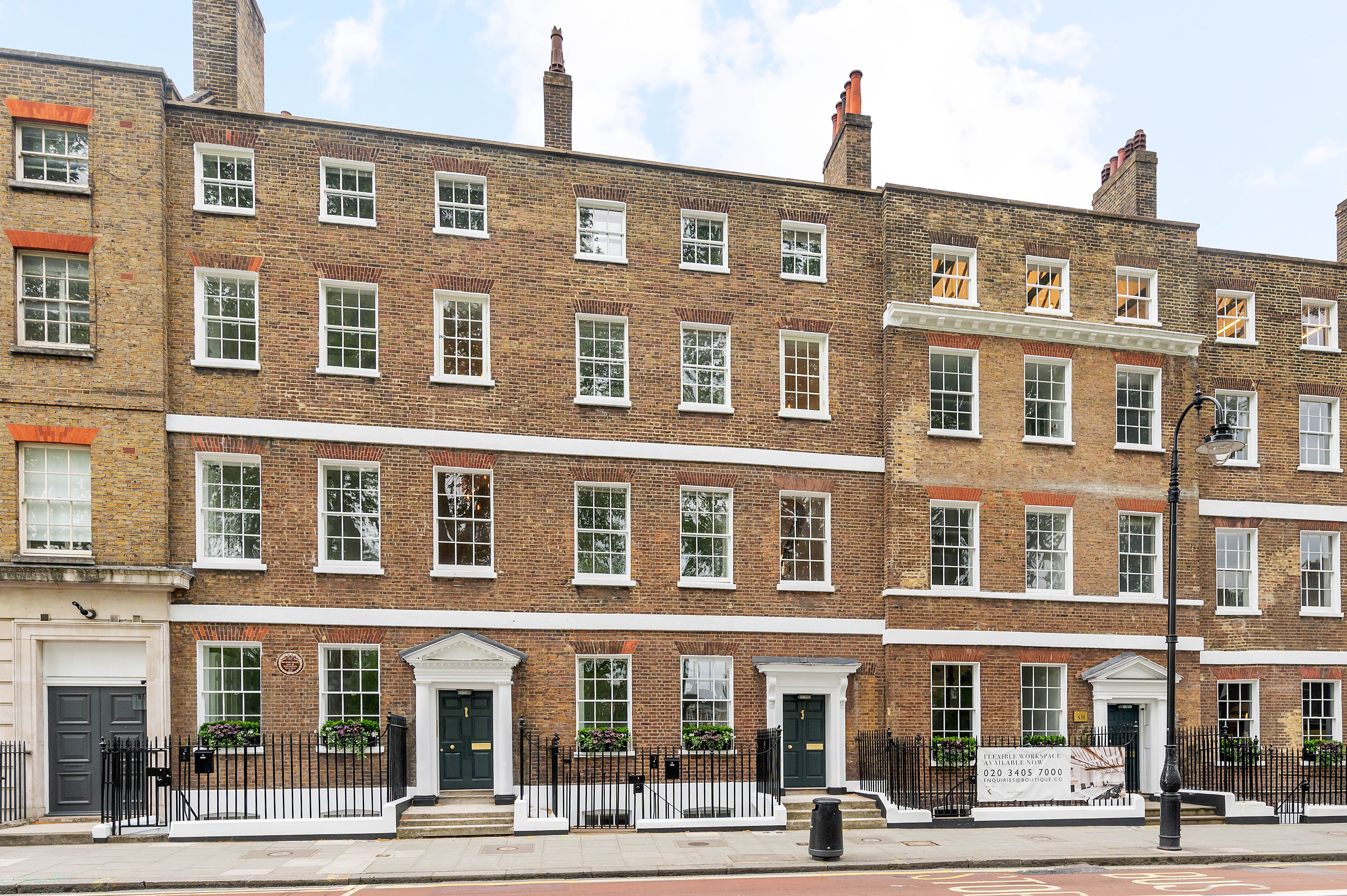 Flat Russells Crescent in Reigate and Banstead